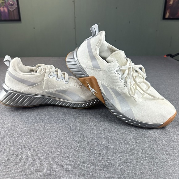 Reebok Flashfilm Train 2 Chalk Silver‎ Metallic Women's Size 10 - Picture 1 of 8
